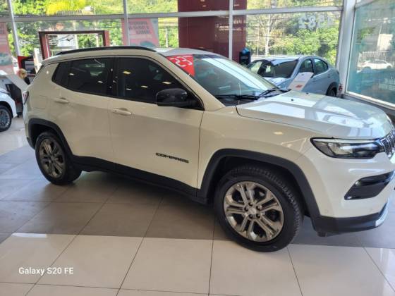 JEEP COMPASS 1.3 T270 TURBO FLEX LONGITUDE AT6 JEEP COMPASS 1.3 T270 TURBO FLEX LONGITUDE AT6